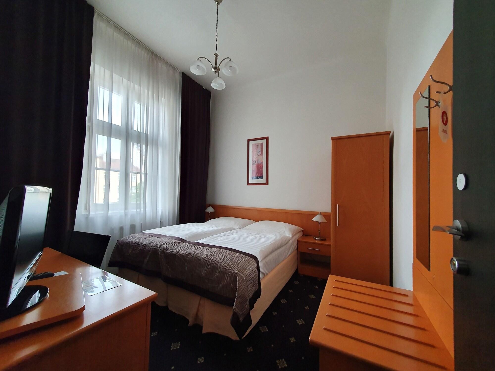 Machova Hotel Prága Kültér fotó