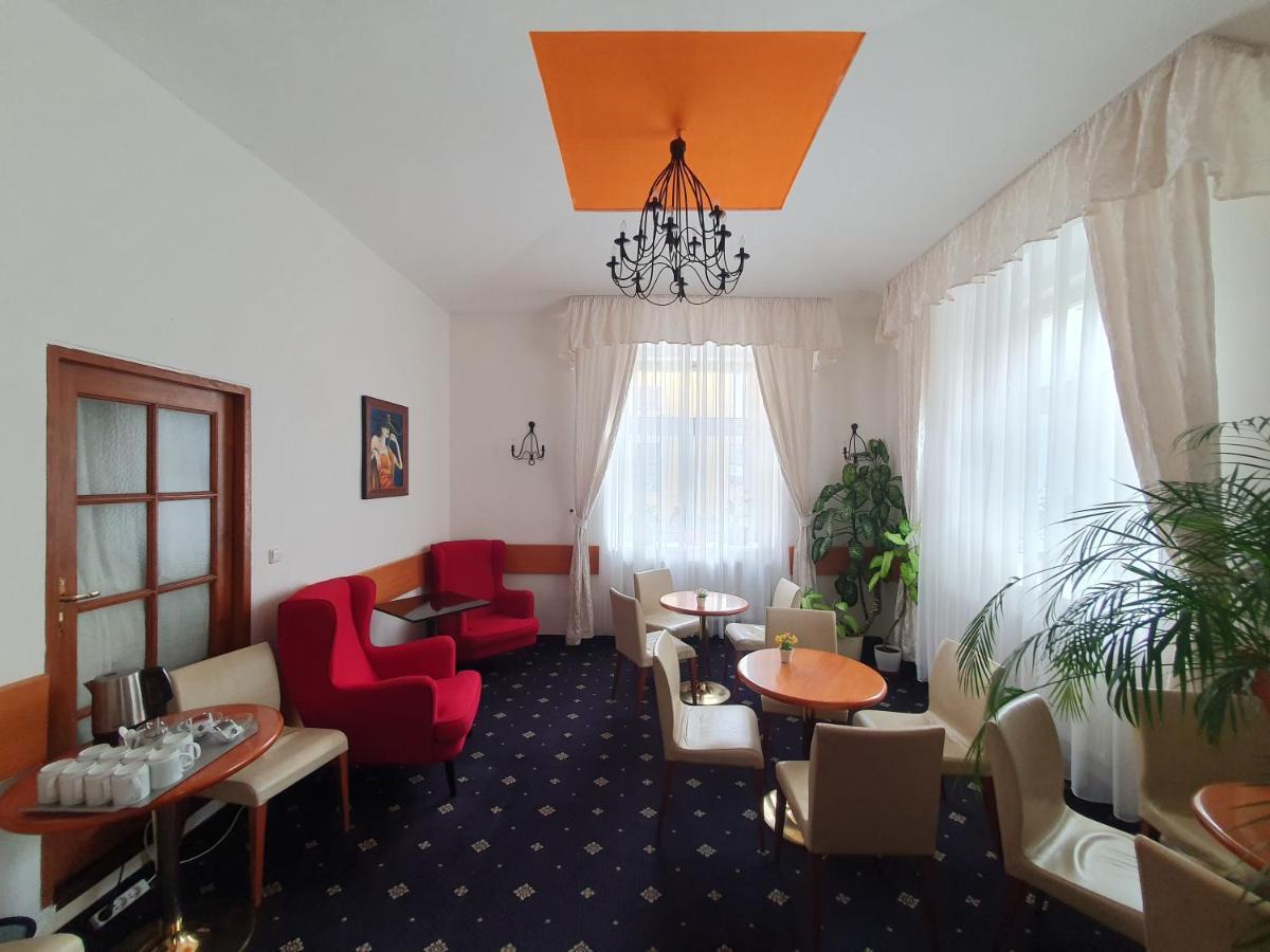 Machova Hotel Prága Kültér fotó