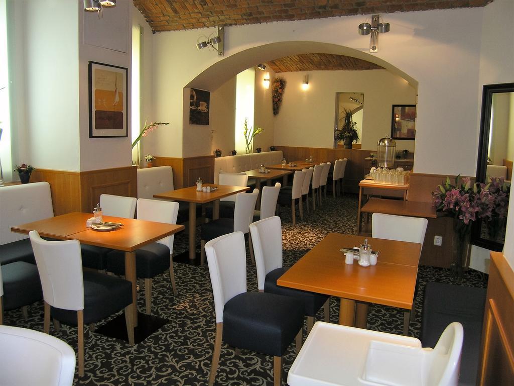 Machova Hotel Prága Kültér fotó