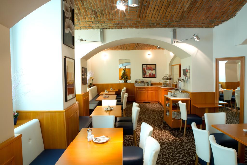 Machova Hotel Prága Kültér fotó