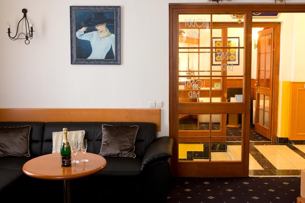 Machova Hotel Prága Kültér fotó